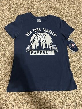 Genuine Merchandise Navy New York Yankees Baseball Tee